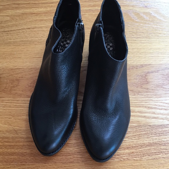 NEW Vince Camuto Cateen Black Leather Ankle Boots Size 5 1/2 - Picture 5 of 7